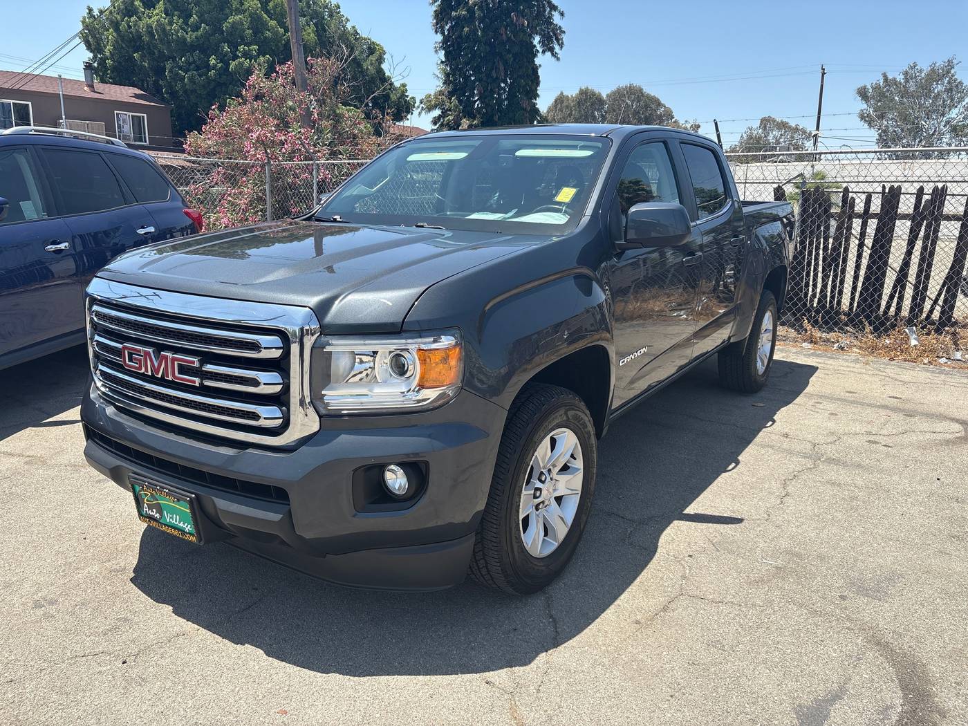 2015 GMC Canyon SLE — Pickup Truck — 128,965 mi — Bakersfield, CA