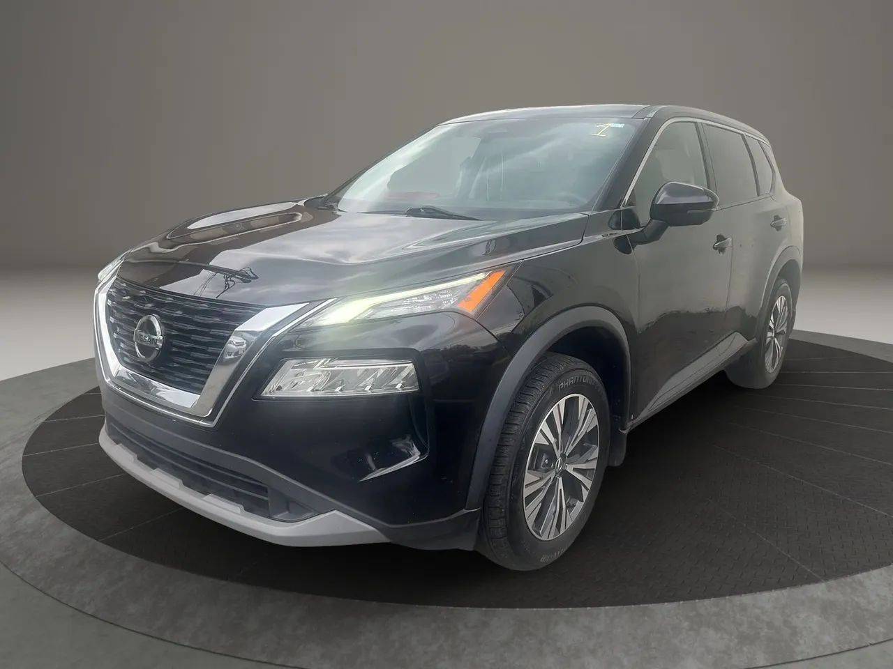 2021 Nissan Rogue SV — SUV — 95,165 mi — Garfield, NJ