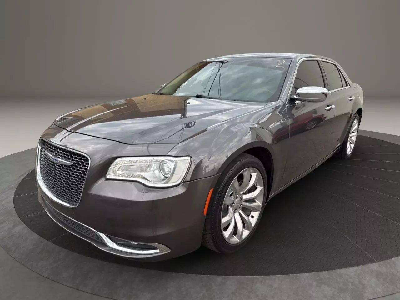 2019 Chrysler 300 Limited — Sedan — 105,545 mi — Garfield, NJ
