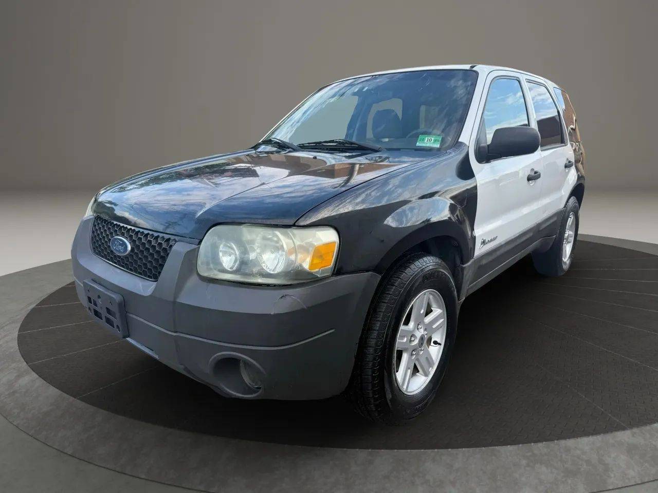 2005 Ford Escape Hybrid — SUV — 79,529 mi — Garfield, NJ