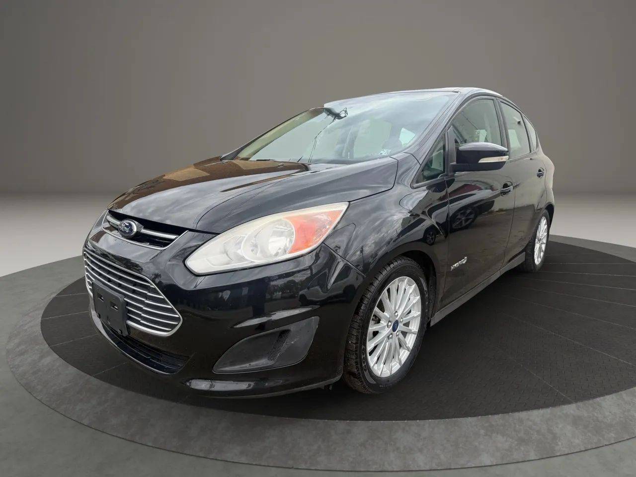 2013 Ford C-Max Hybrid SE — Sedan — 102,175 mi — Garfield, NJ