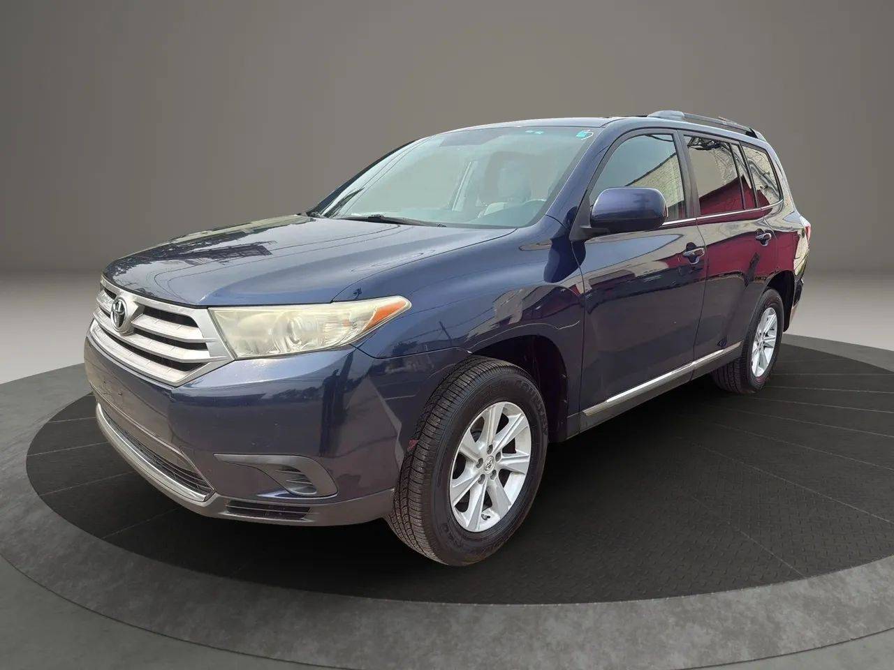 2013 Toyota Highlander SE V6 — SUV — 131,886 mi — Garfield, NJ