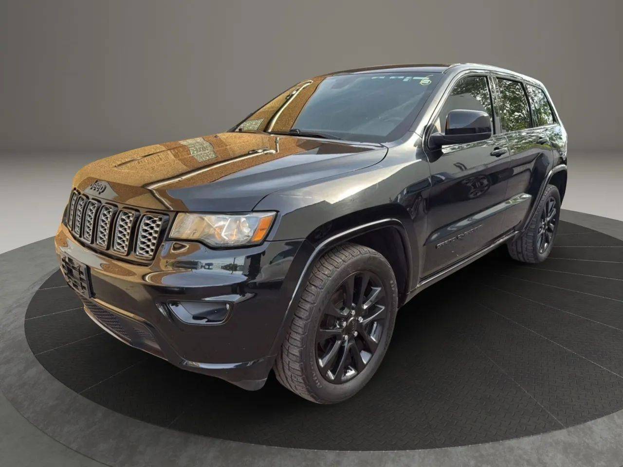 2017 Jeep Grand Cherokee Altitude — SUV — 116,895 mi — Garfield, NJ