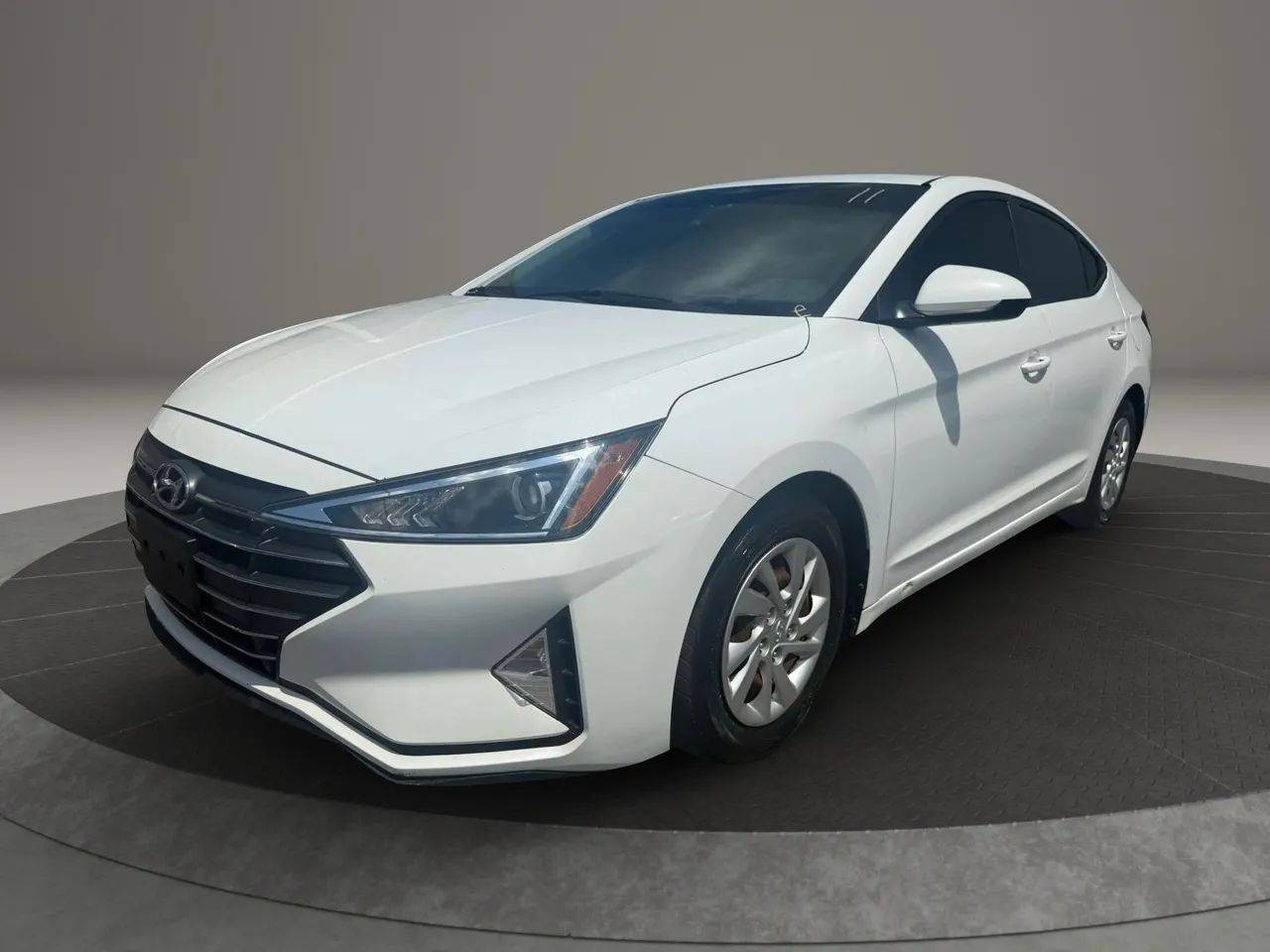2019 Hyundai Elantra SE — Sedan — 129,841 mi — Garfield, NJ