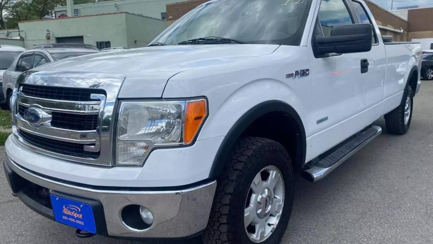 2013 Ford F-150 XL — Pickup Truck — 176,983 mi — Garfield, NJ