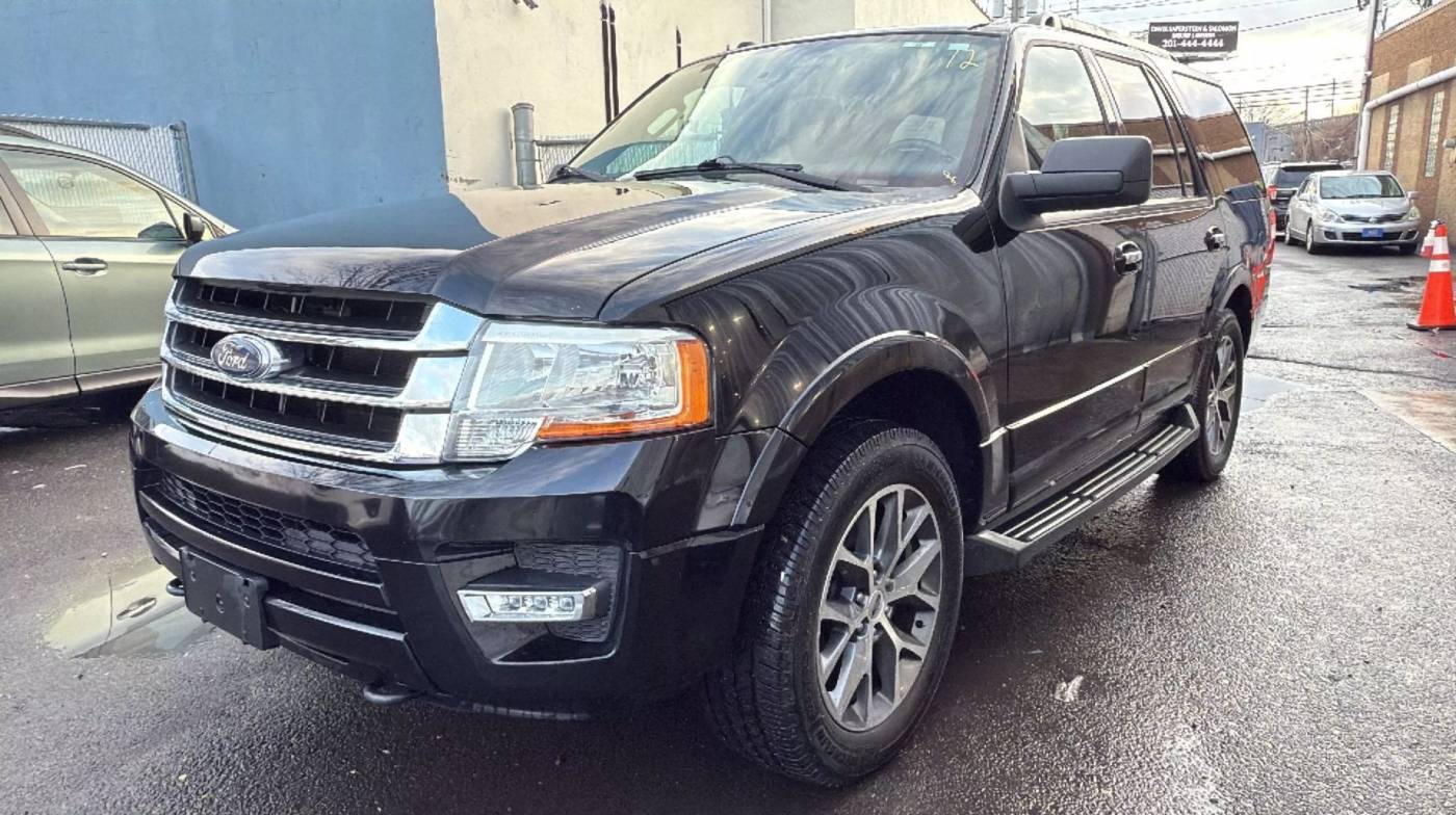 2017 Ford Expedition XLT — SUV — 127,633 mi — Garfield, NJ