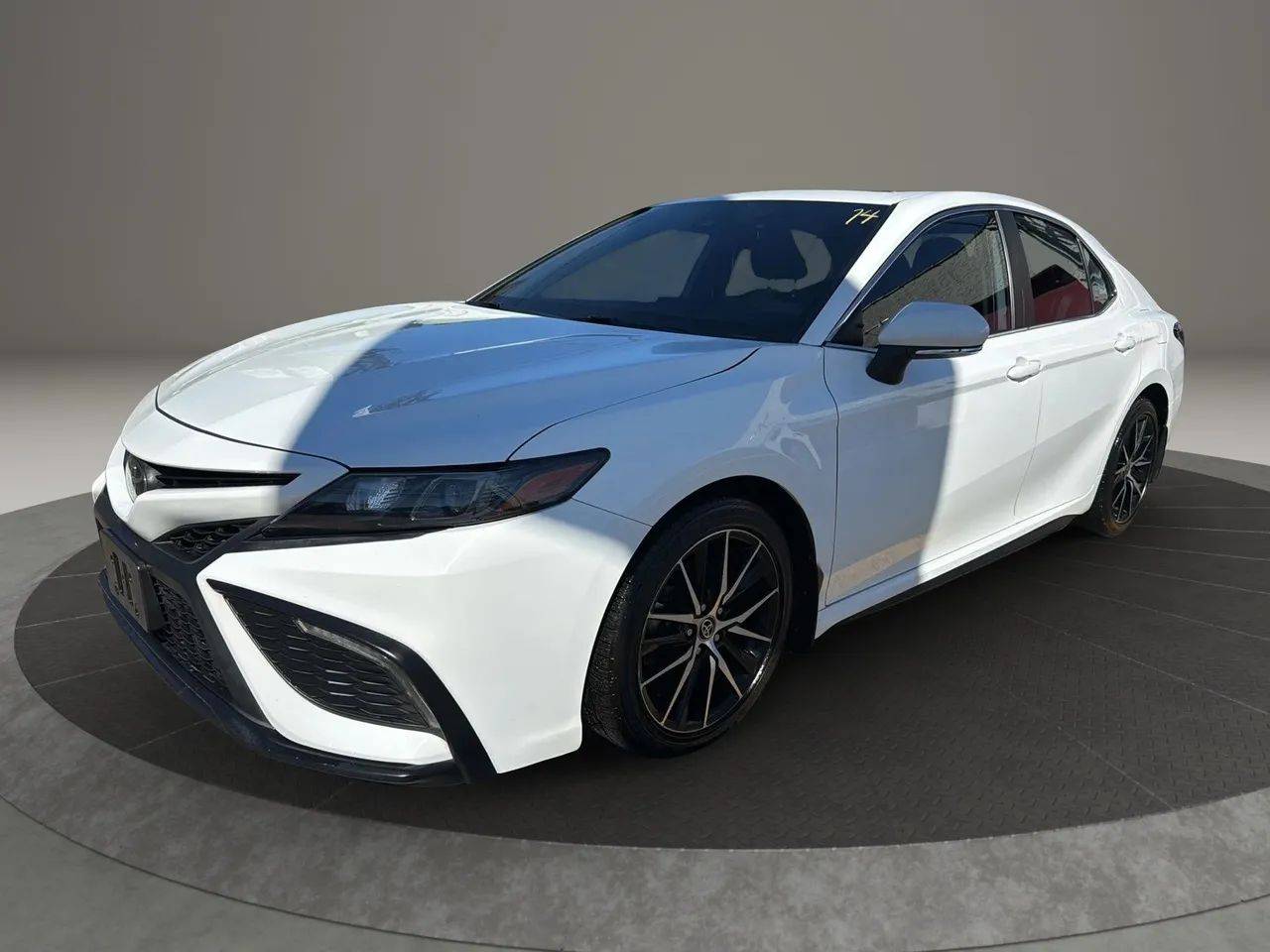 2023 Toyota Camry SE — Sedan — 137,207 mi — Garfield, NJ