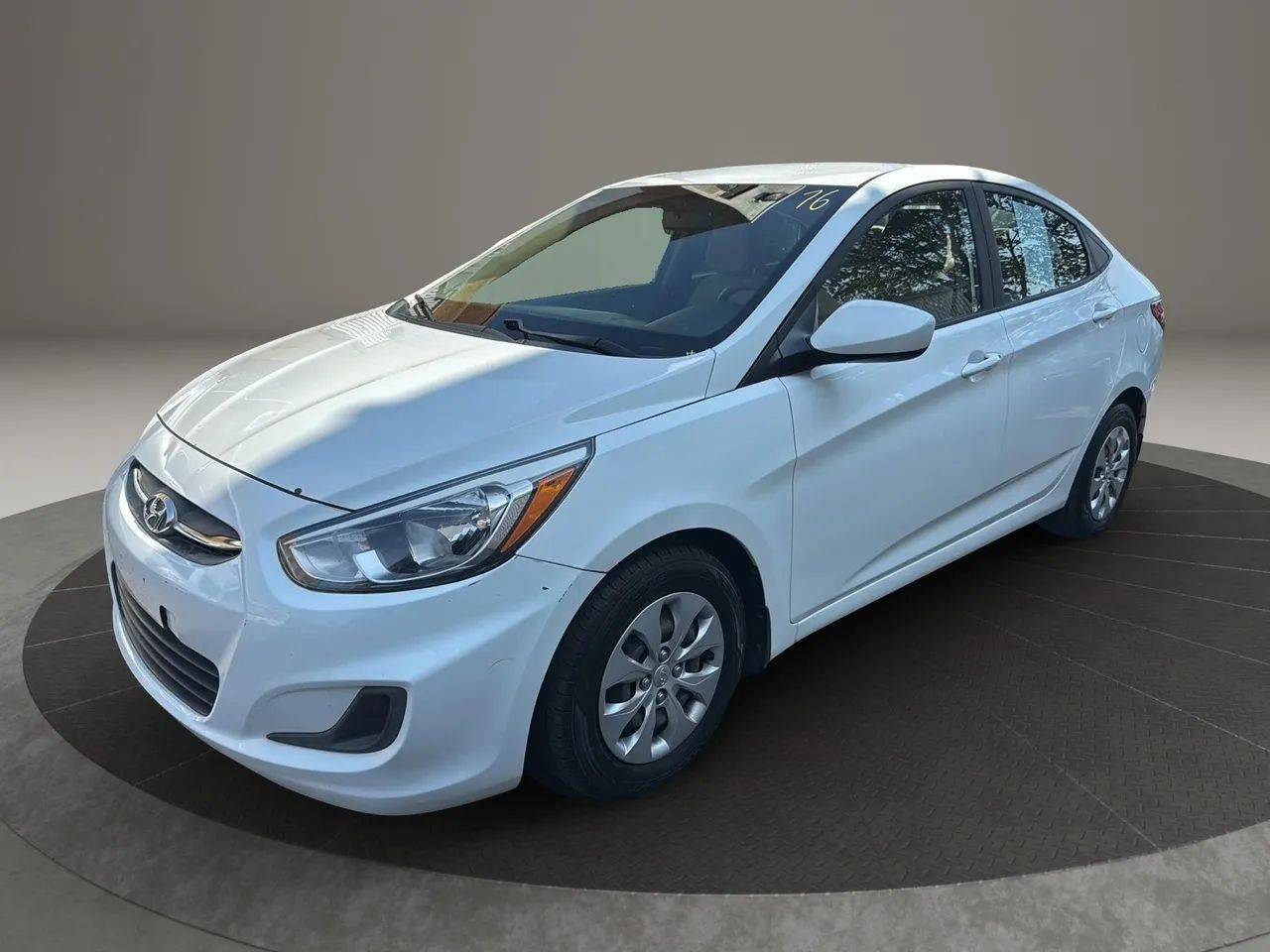 2016 Hyundai Accent SE — Sedan — 111,677 mi — Garfield, NJ