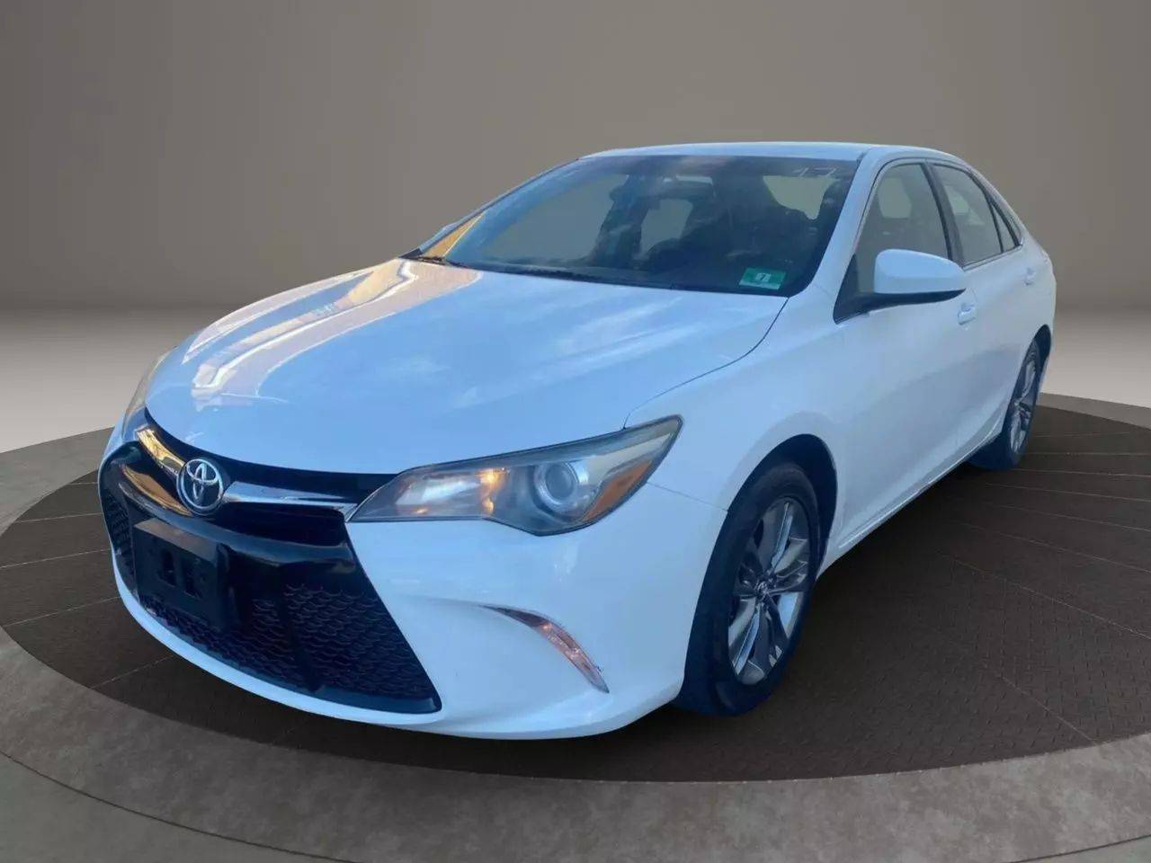2016 Toyota Camry SE — Sedan — 114,587 mi — Garfield, NJ