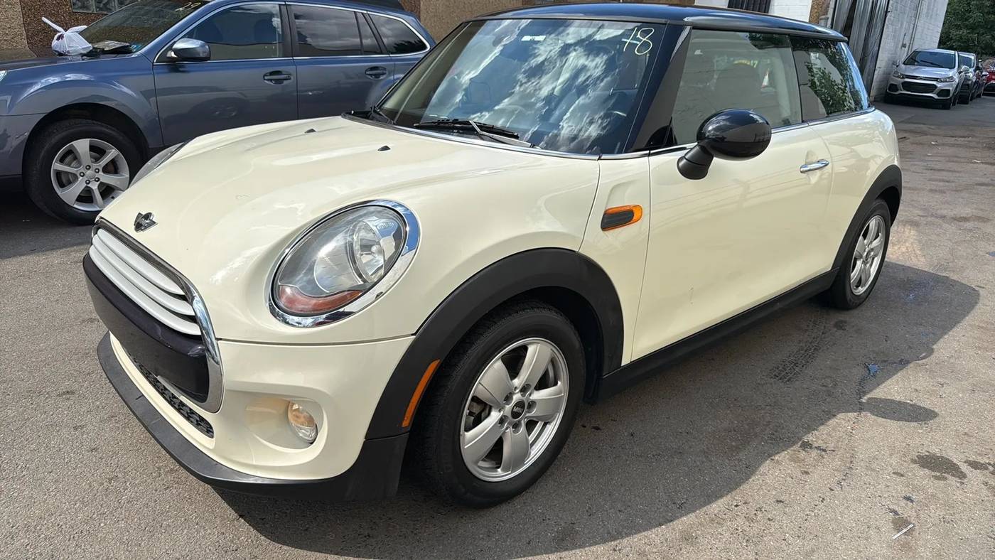 2015 MINI Hardtop Cooper — Hatchback — 80,248 mi — Garfield, NJ