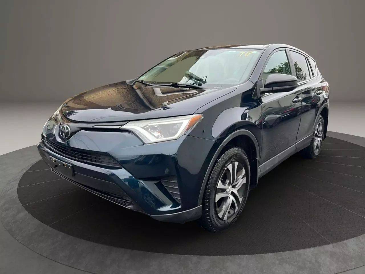 2018 Toyota RAV4 LE — SUV — 114,887 mi — Garfield, NJ