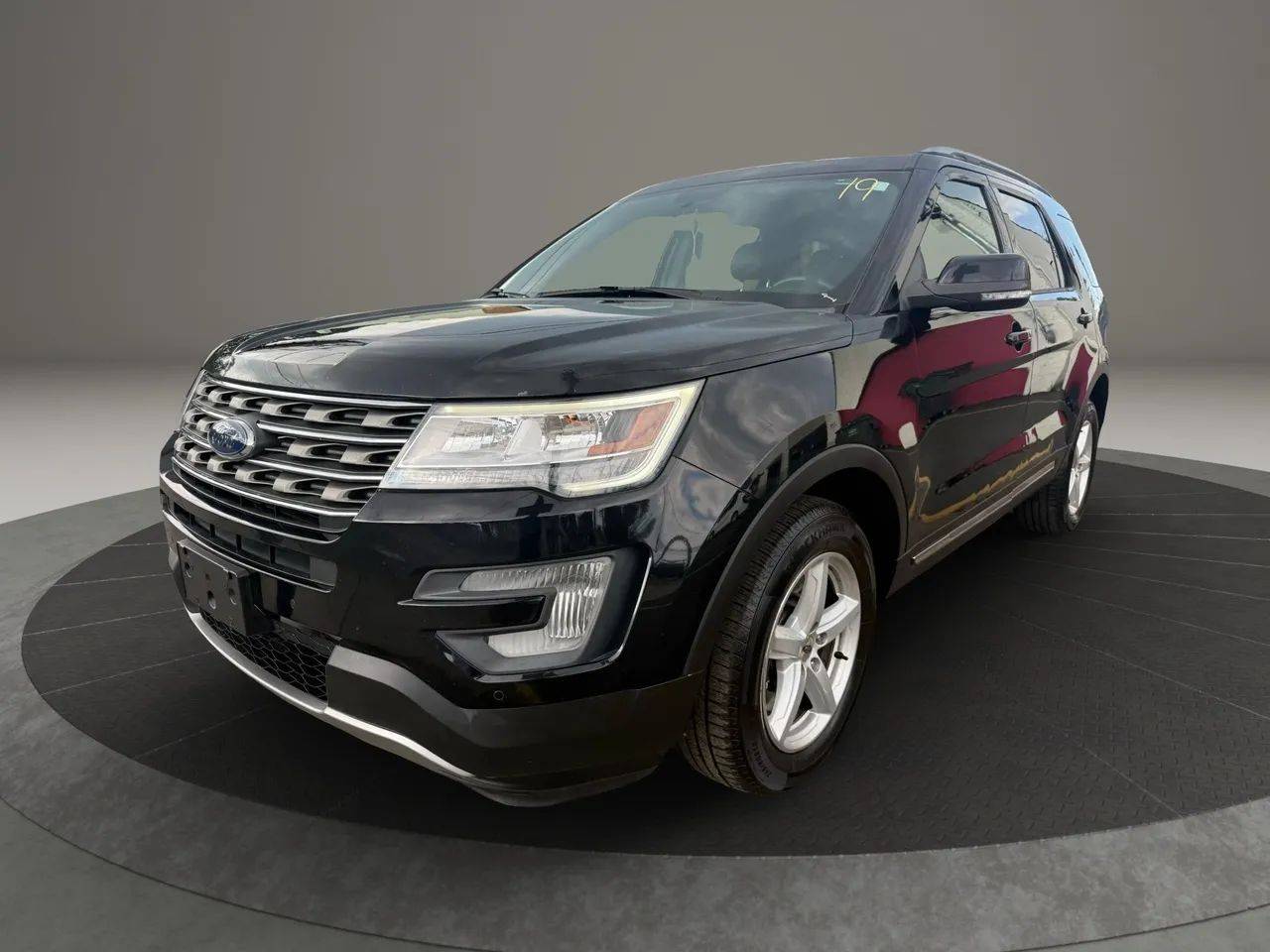 2017 Ford Explorer XLT — SUV — 120,998 mi — Garfield, NJ