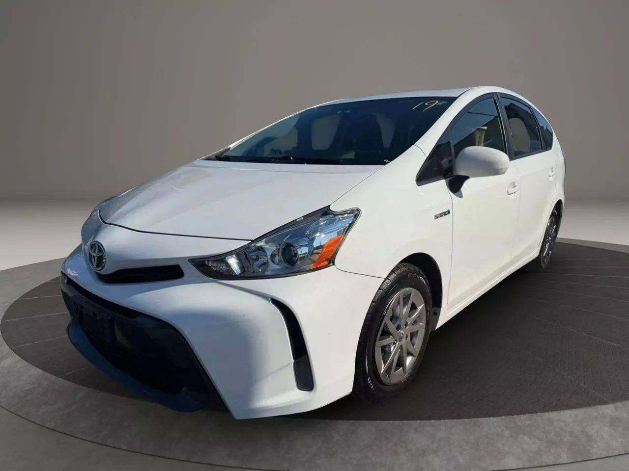 2017 Toyota Prius v Three — Wagon — 109,548 mi — Garfield, NJ