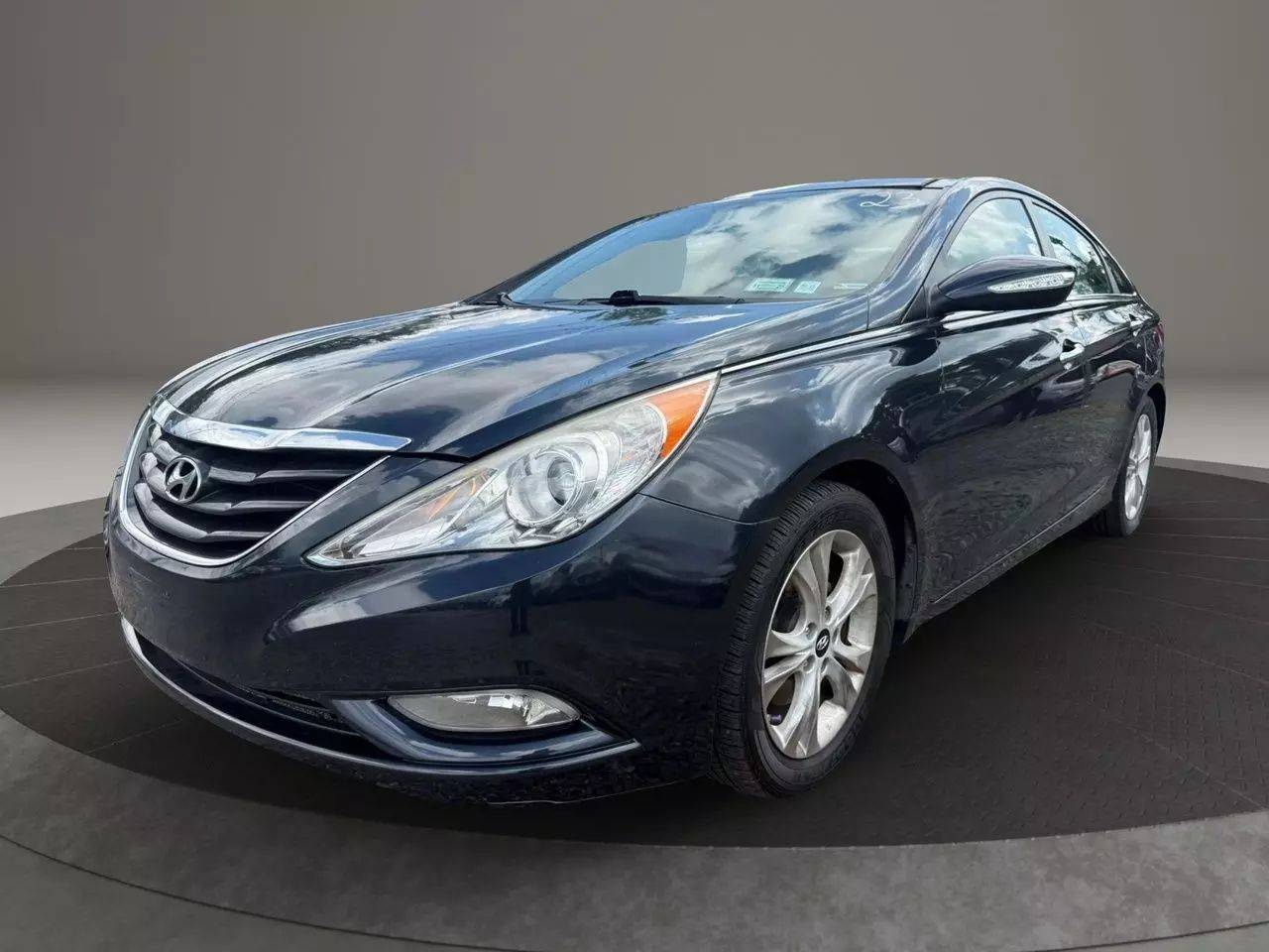 2013 Hyundai Sonata Limited — Sedan — 131,571 mi — Garfield, NJ