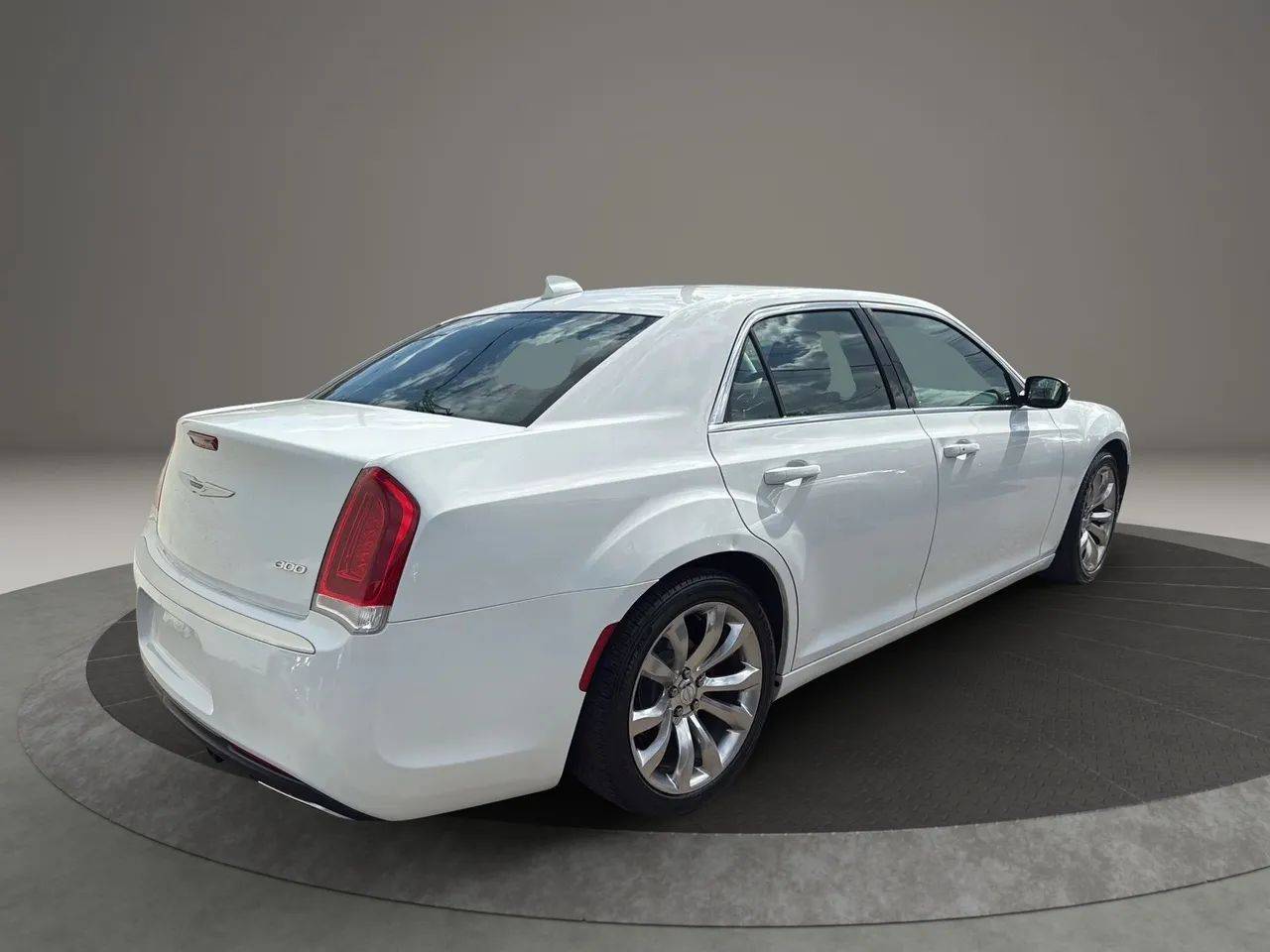 2019 Chrysler 300 Touring — Sedan — 81,145 mi — Garfield, NJ