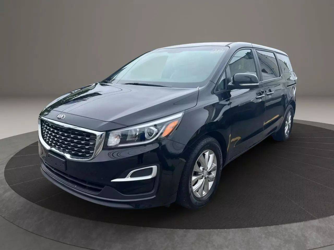 2020 Kia Sedona LX — Minivan — 111,943 mi — Garfield, NJ