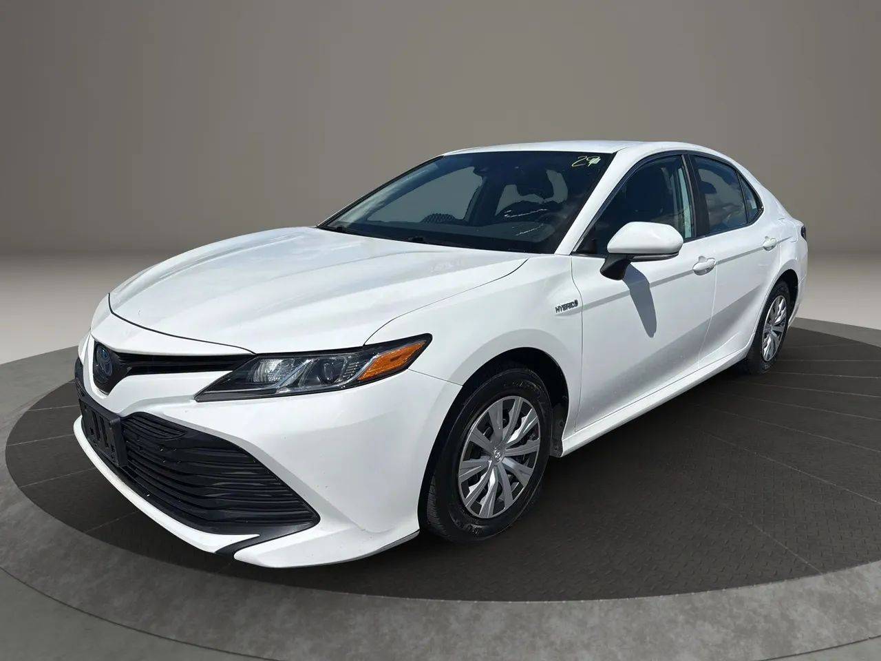 2020 Toyota Camry Hybrid LE — Sedan — 115,338 mi — Garfield, NJ