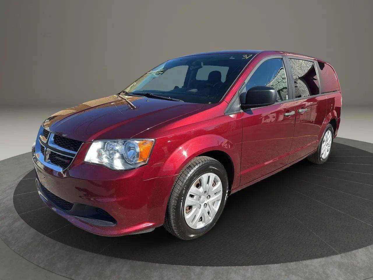2019 Dodge Grand Caravan SE — Minivan — 143,971 mi — Garfield, NJ