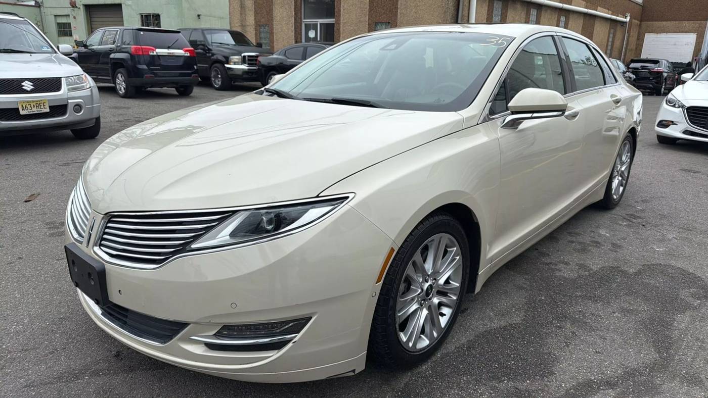 2016 Lincoln MKZ AWD — Sedan — 34,133 mi — Garfield, NJ