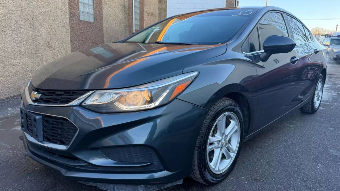 2018 Chevrolet Cruze LT — Sedan — 123,026 mi — Garfield, NJ
