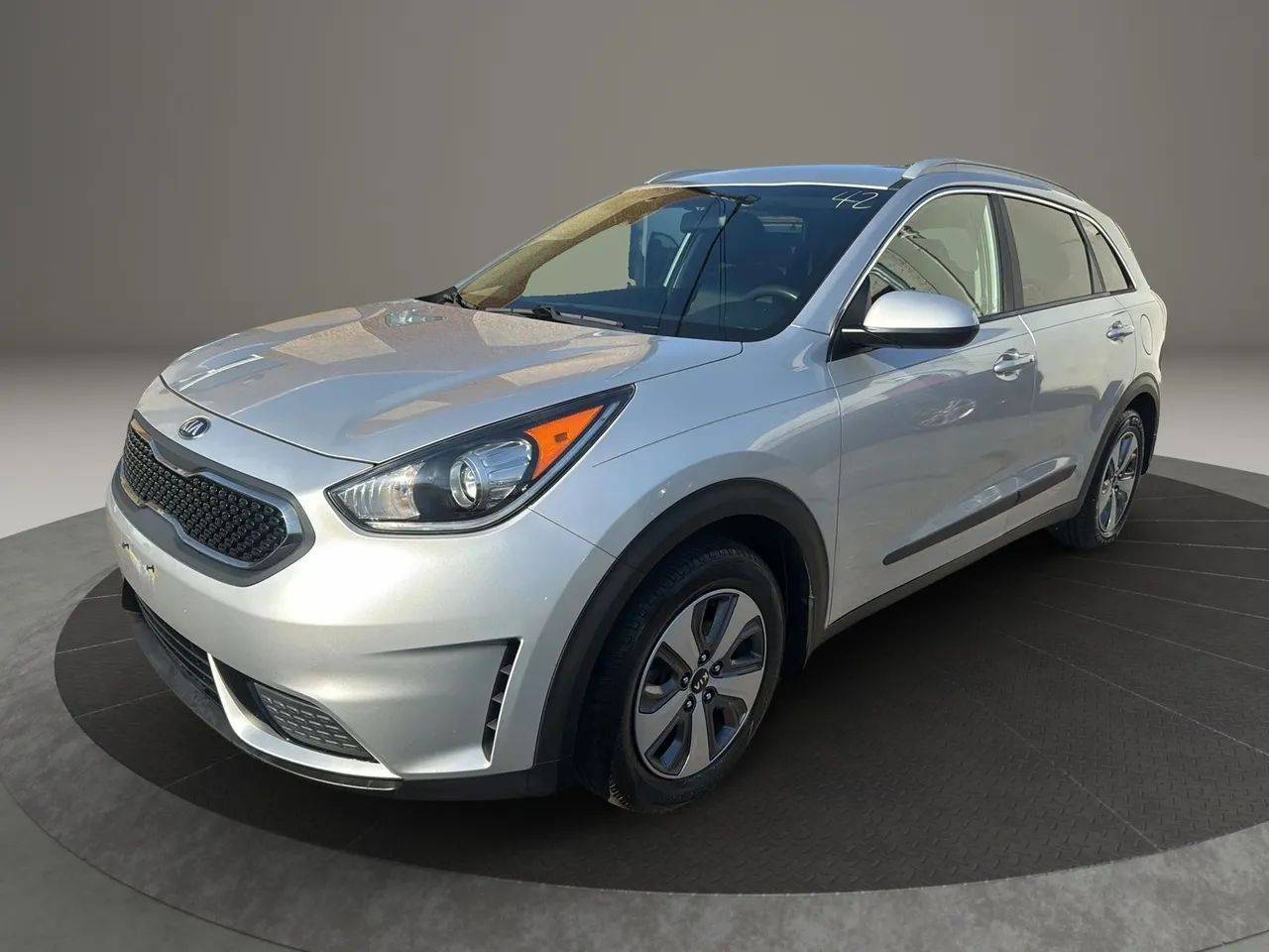 2019 Kia Niro Hybrid LX — SUV — 122,976 mi — Garfield, NJ