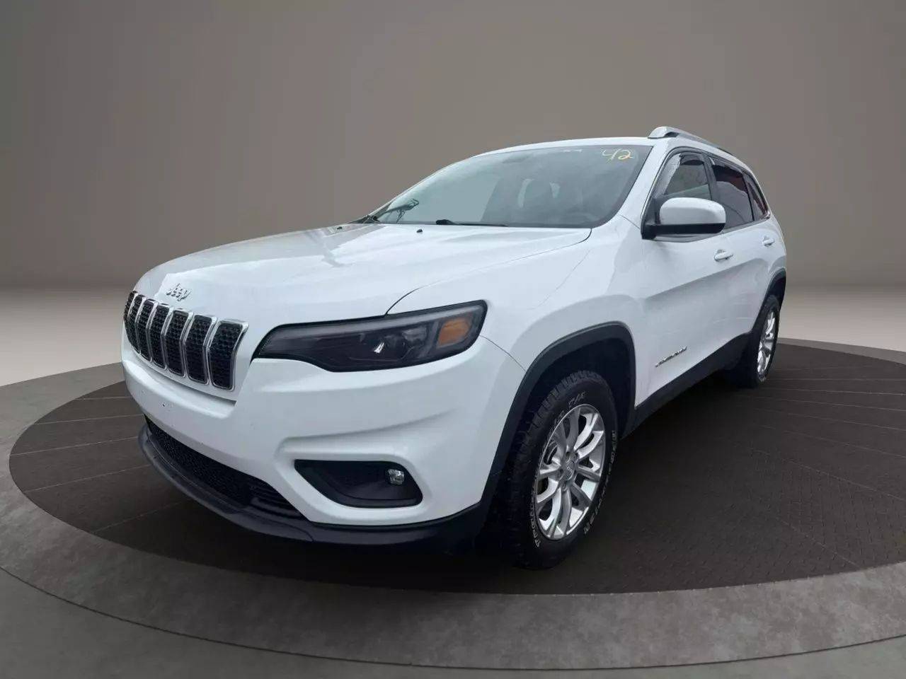 2019 Jeep Cherokee Latitude — SUV — 116,200 mi — Garfield, NJ