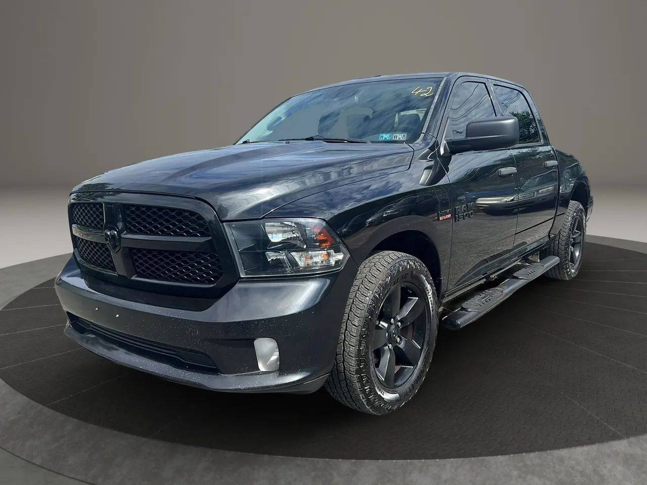 2016 Ram 1500 Express — Pickup Truck — 118,813 mi — Garfield, NJ