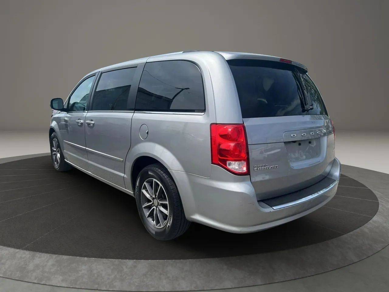 2016 Dodge Grand Caravan SXT Plus — Minivan — 124,732 mi — Garfield, NJ