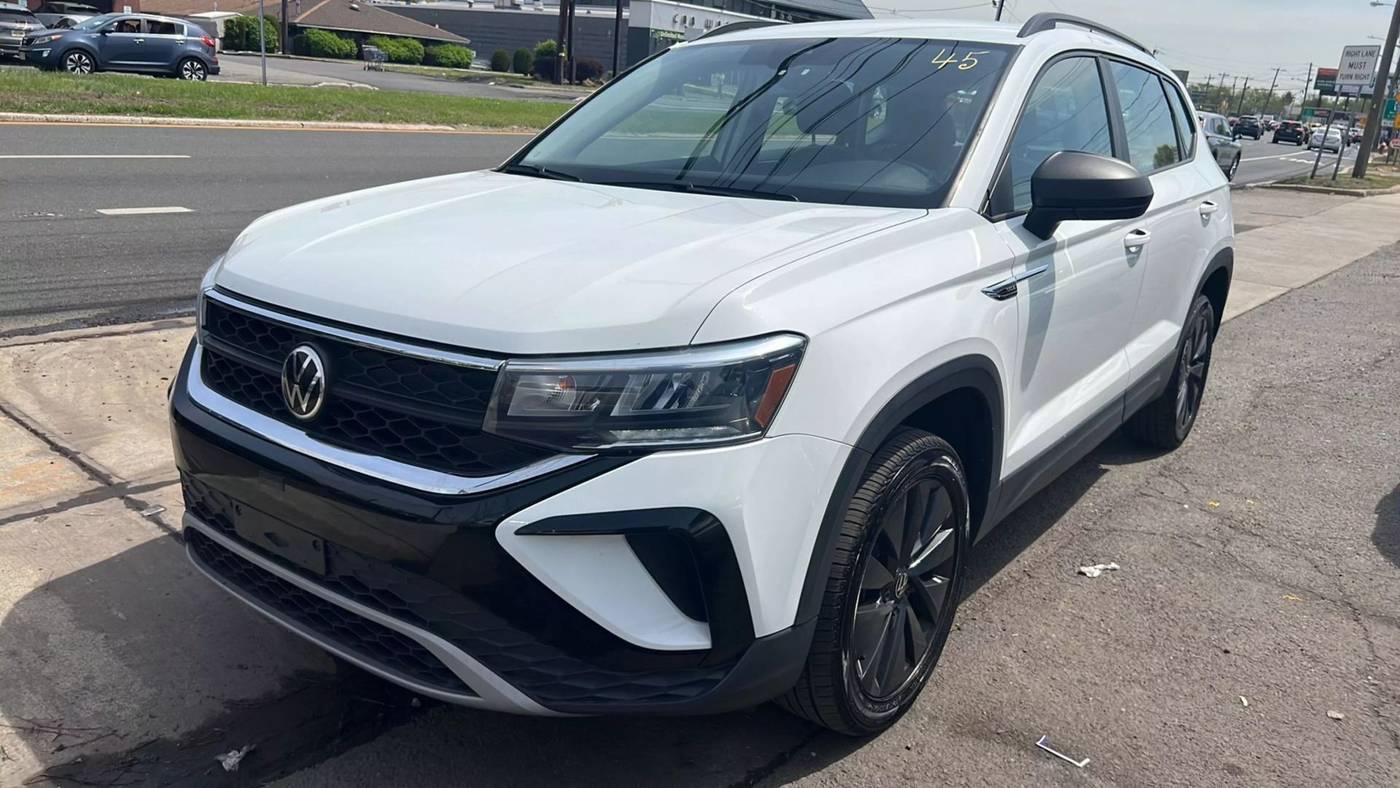 2022 Volkswagen Taos S — SUV — 99,291 mi — Garfield, NJ