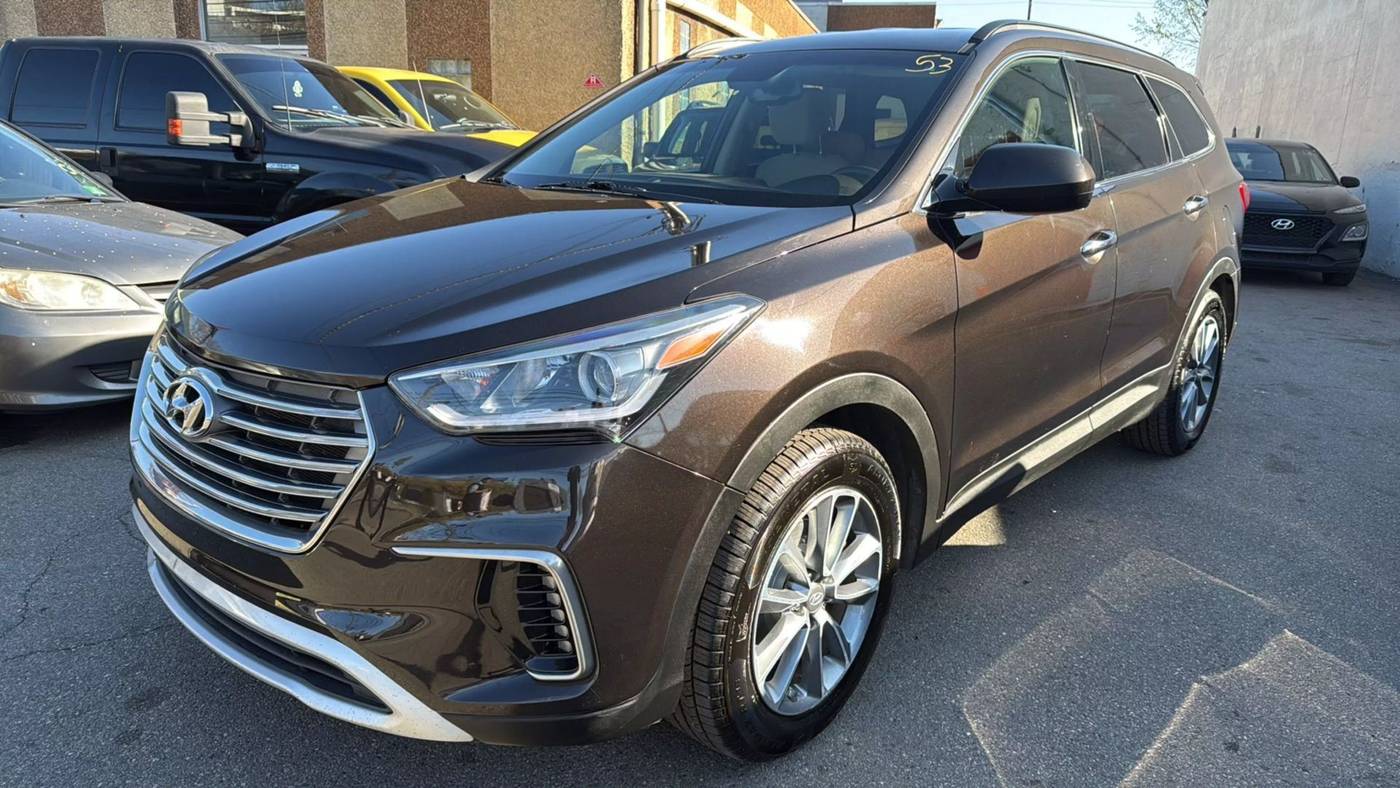 2017 Hyundai Santa Fe SE — SUV — 129,479 mi — Garfield, NJ