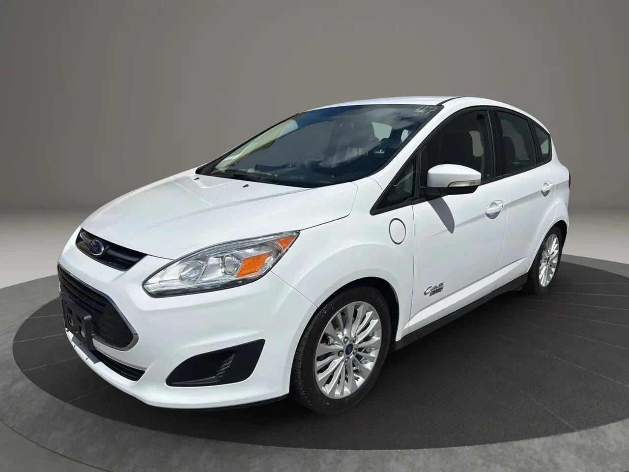 2017 Ford C-Max Energi SE — Hatchback — 84,213 mi — Garfield, NJ