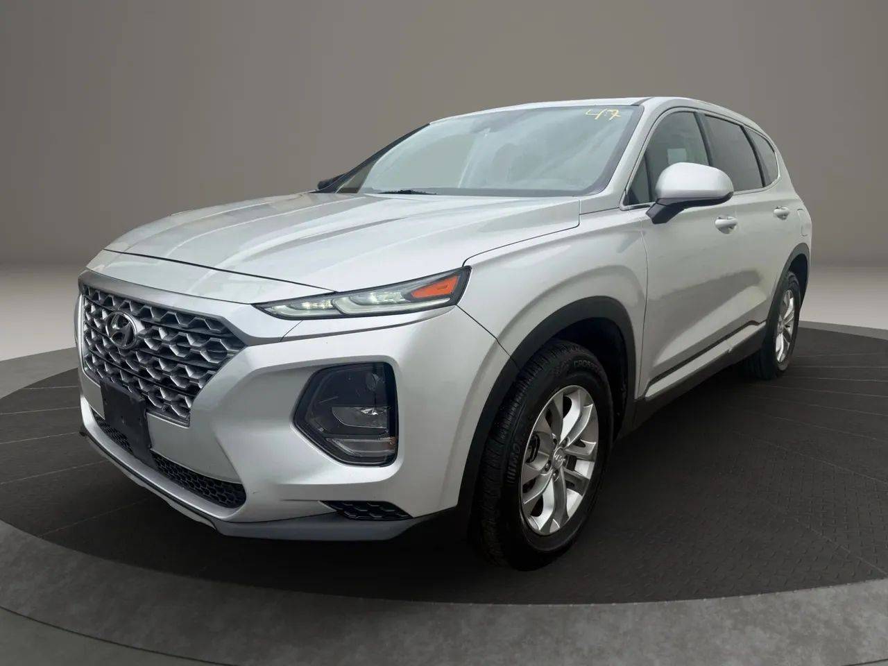 2019 Hyundai Santa Fe SE — SUV — 104,594 mi — Garfield, NJ