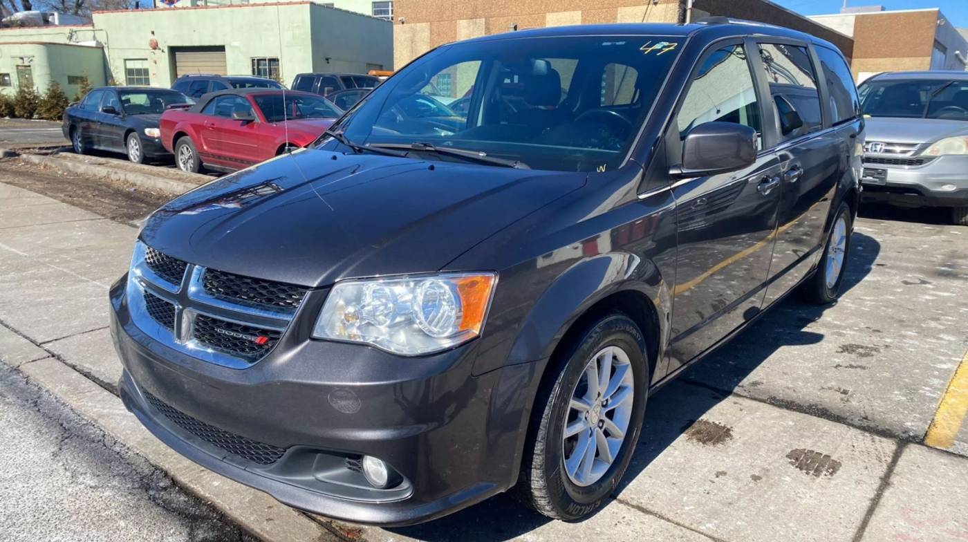 2020 Dodge Grand Caravan SXT — Minivan — 111,910 mi — Garfield, NJ