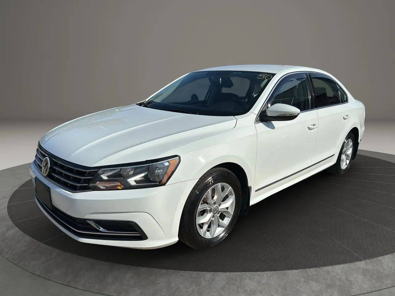 2017 Volkswagen Passat 1.8T S — Sedan — 102,308 mi — Garfield, NJ