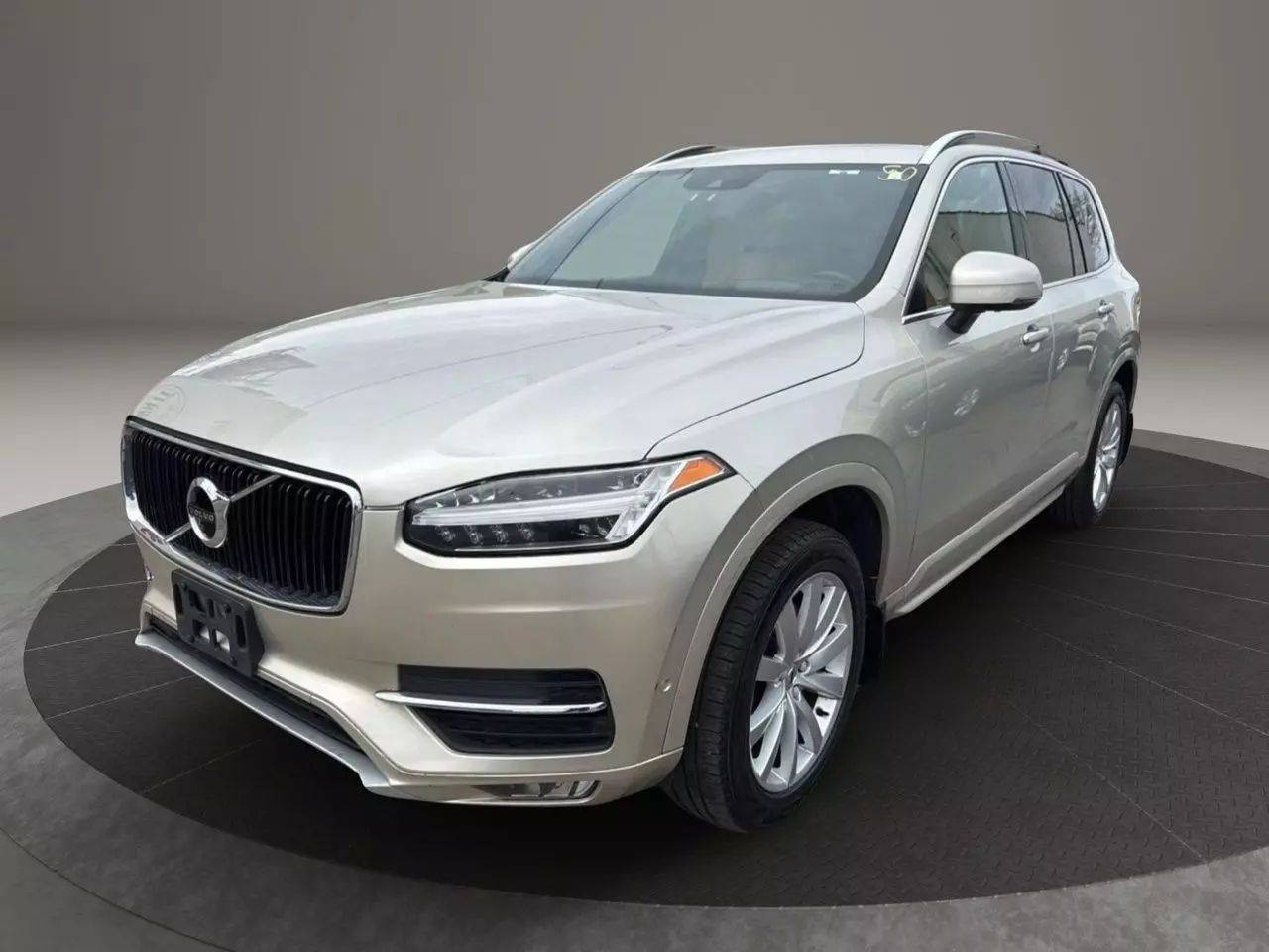 2017 Volvo XC90 Momentum — SUV — 122,733 mi — Garfield, NJ