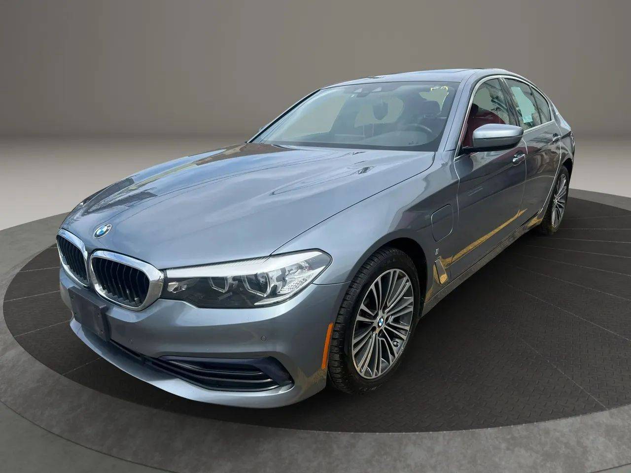 2019 BMW 5 Series 530e — Sedan — 90,326 mi — Garfield, NJ