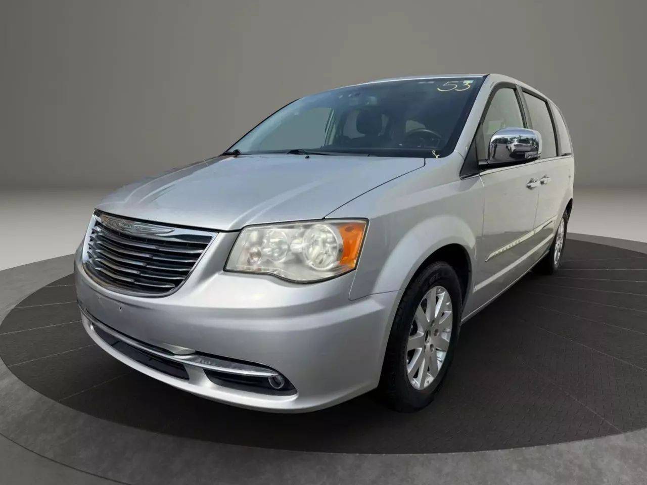 2012 Chrysler Town & Country Touring-L — Minivan — 74,628 mi — Garfield, NJ