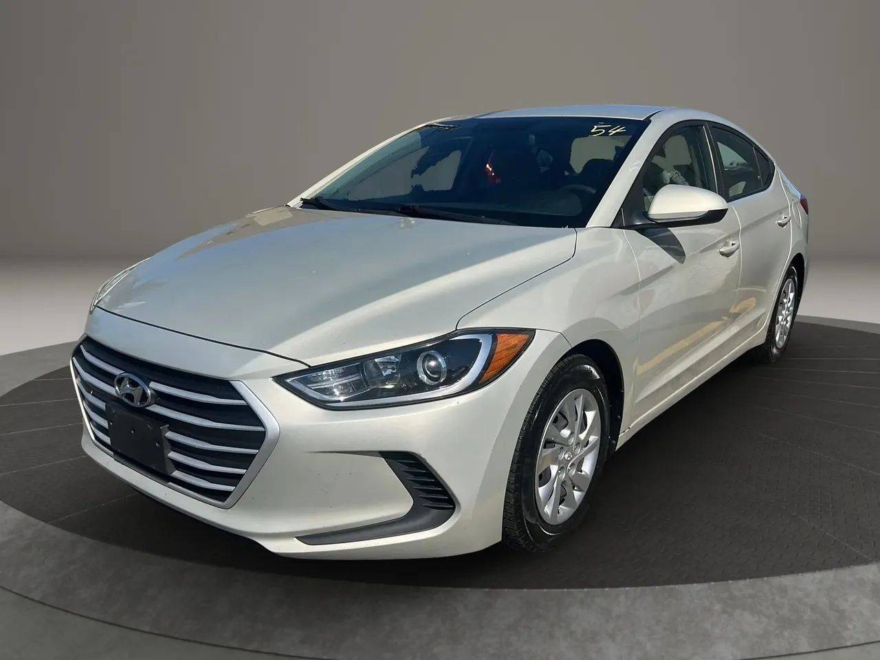 2017 Hyundai Elantra SE — Sedan — 134,610 mi — Garfield, NJ