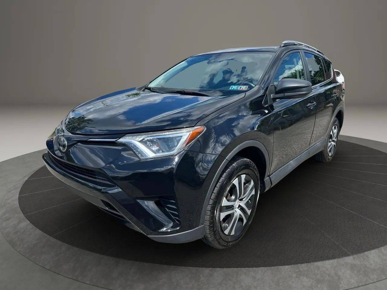 2018 Toyota RAV4 LE — SUV — 89,685 mi — Garfield, NJ