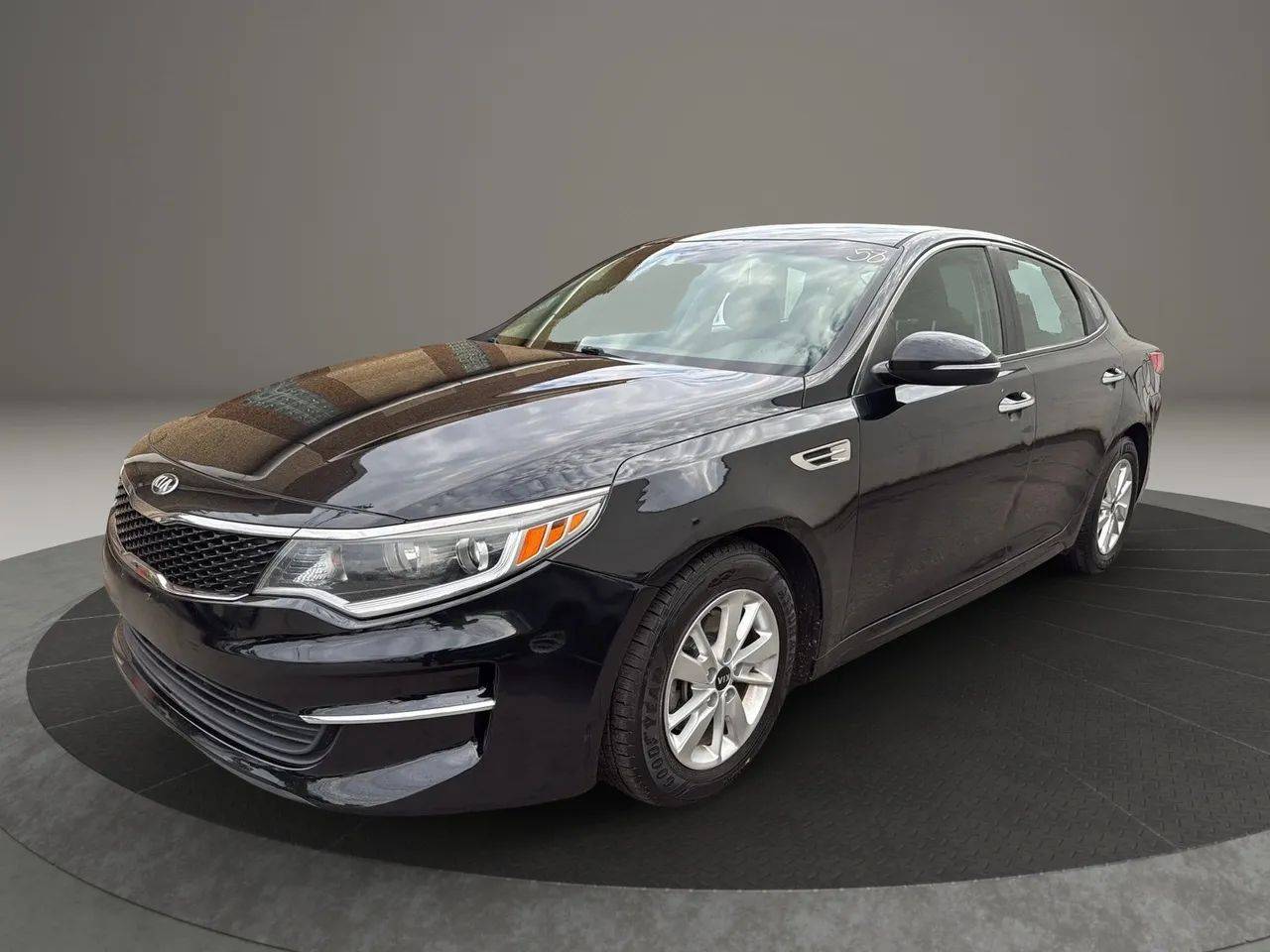 2018 Kia Optima LX — Sedan — 113,014 mi — Garfield, NJ