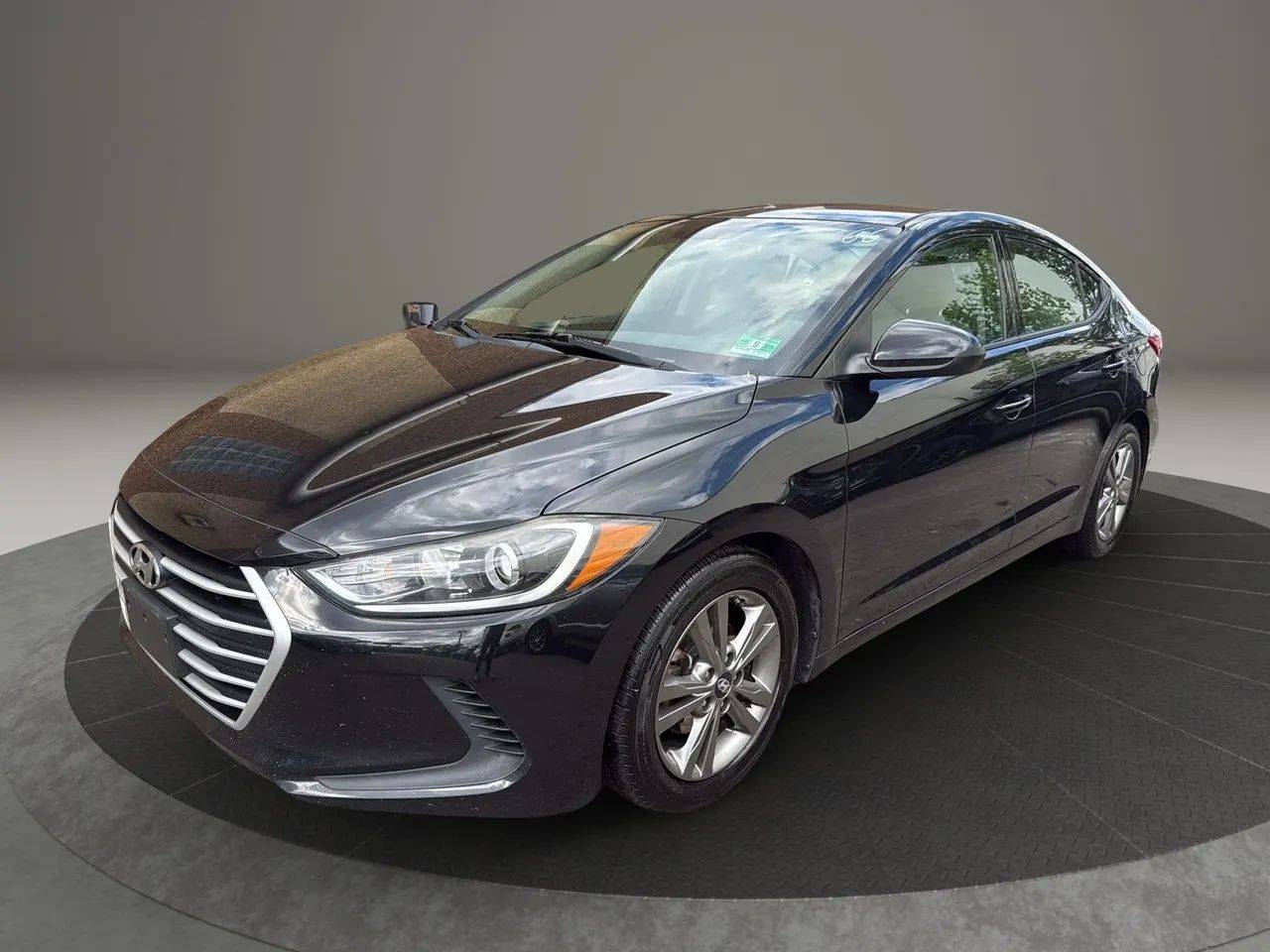 2018 Hyundai Elantra SEL — Sedan — 110,560 mi — Garfield, NJ