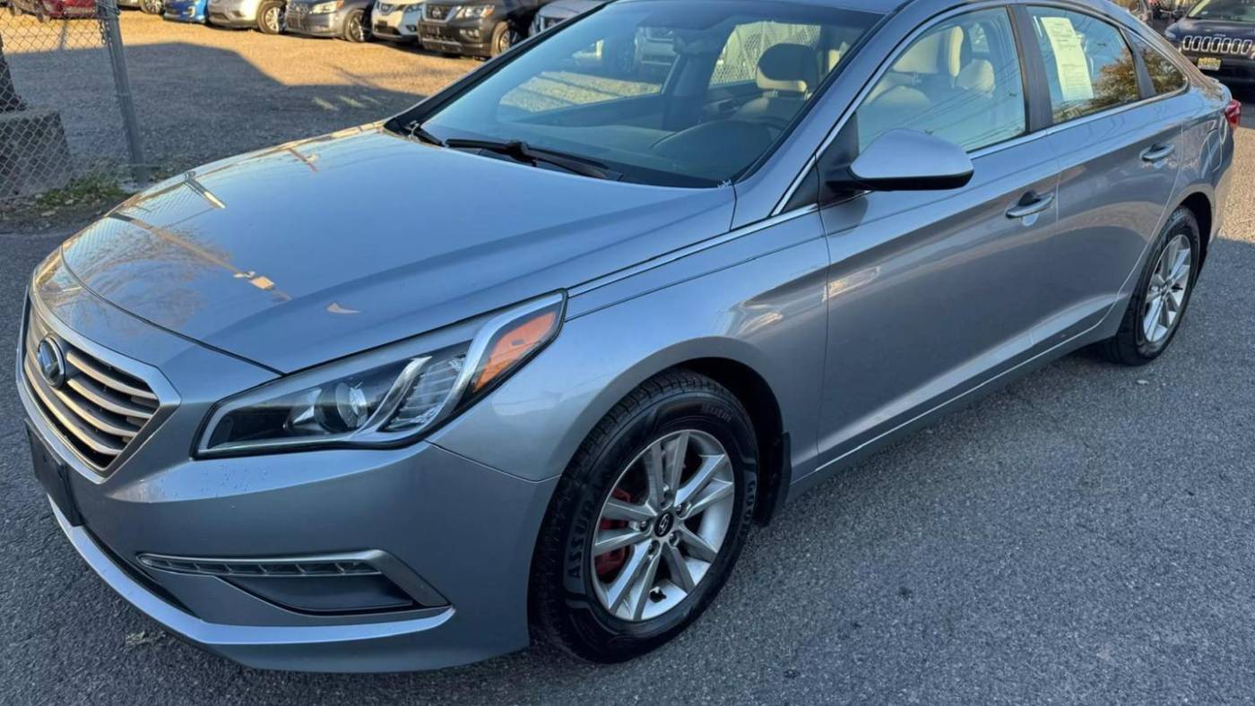 2015 Hyundai Sonata SE — Sedan — 135,254 mi — Garfield, NJ