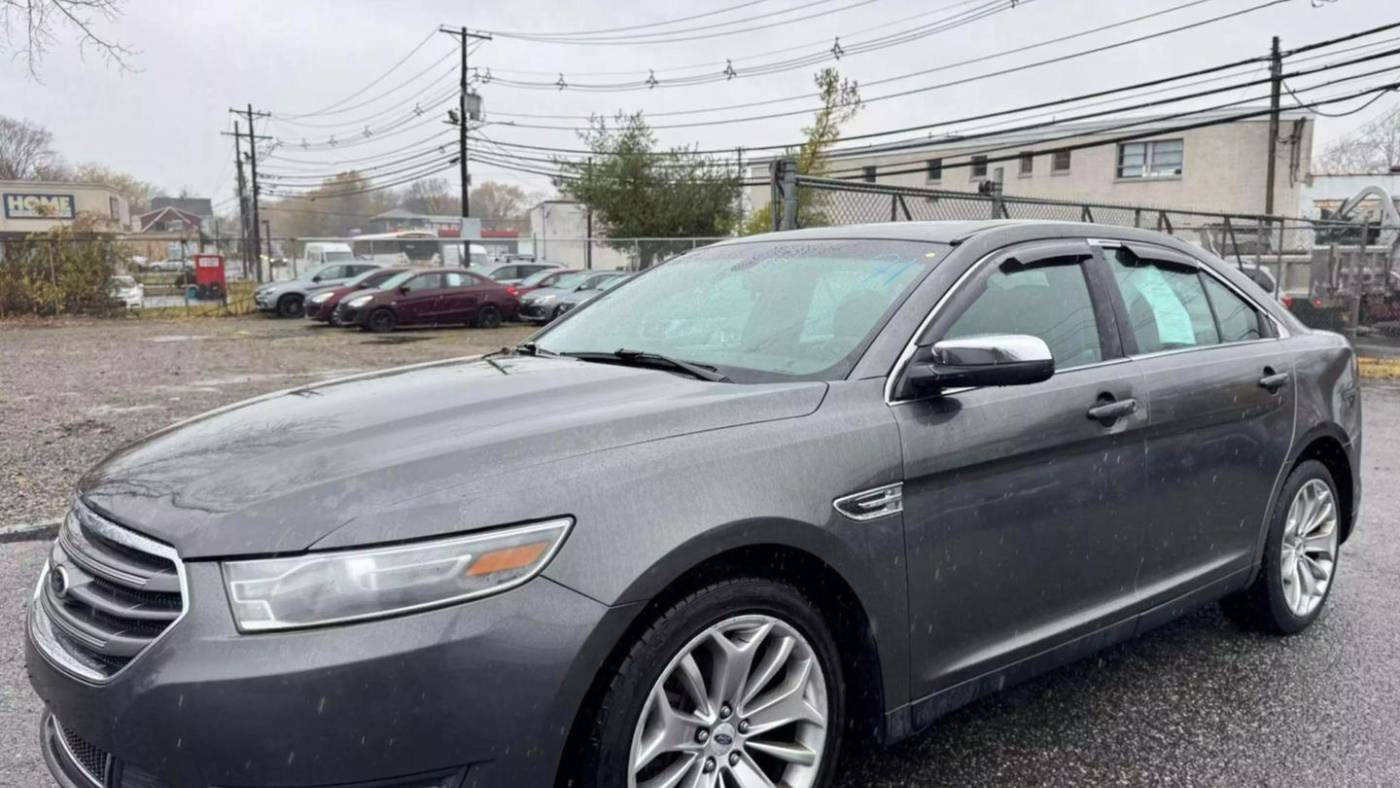 2015 Ford Taurus Limited — Sedan — 123,379 mi — Garfield, NJ