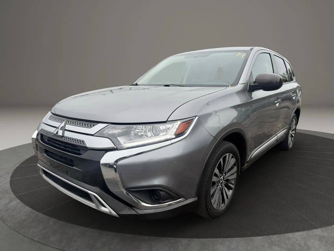 2020 Mitsubishi Outlander ES — SUV — 76,579 mi — Garfield, NJ