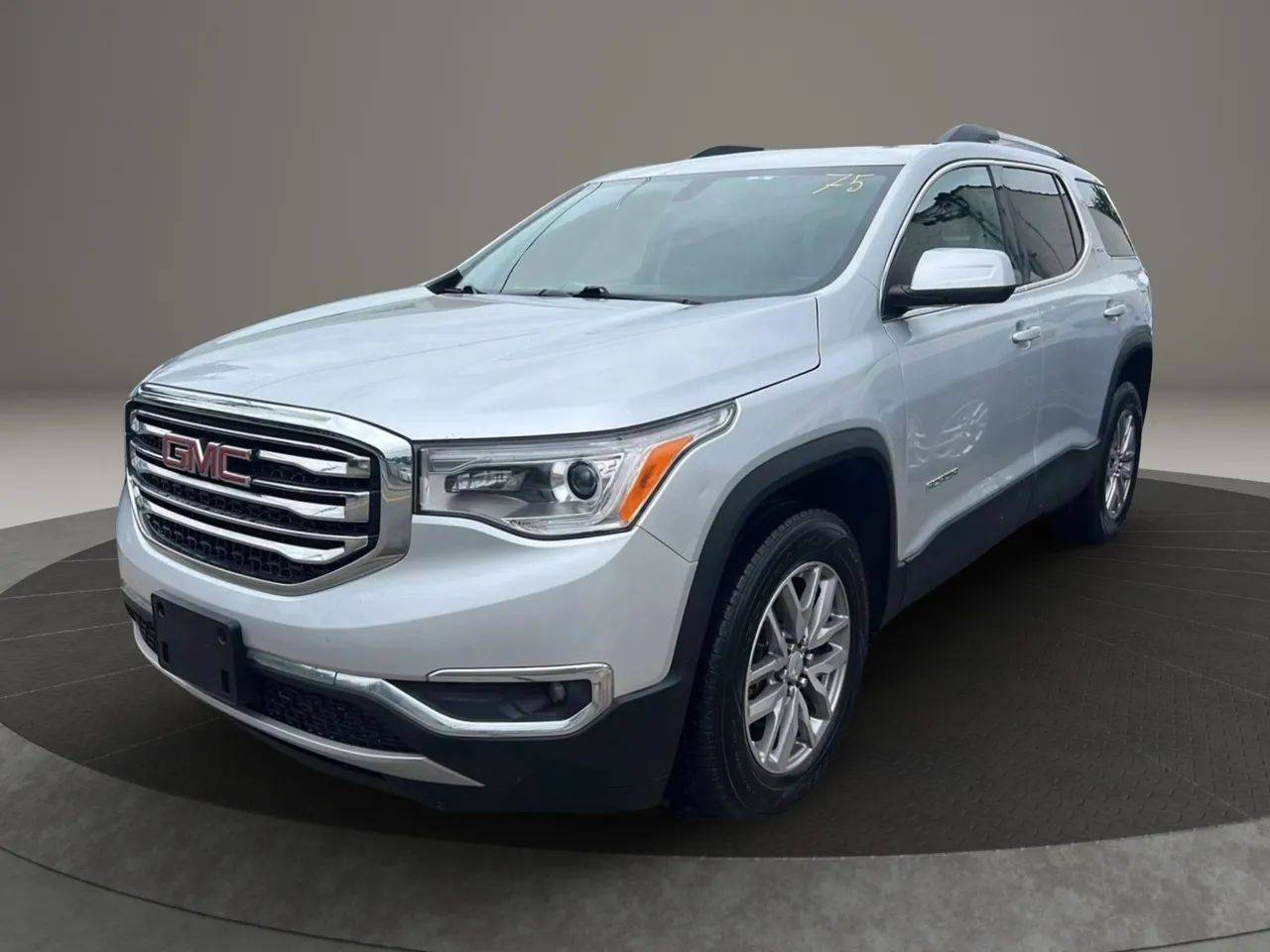 2017 GMC Acadia SLE — SUV — 116,038 mi — Garfield, NJ