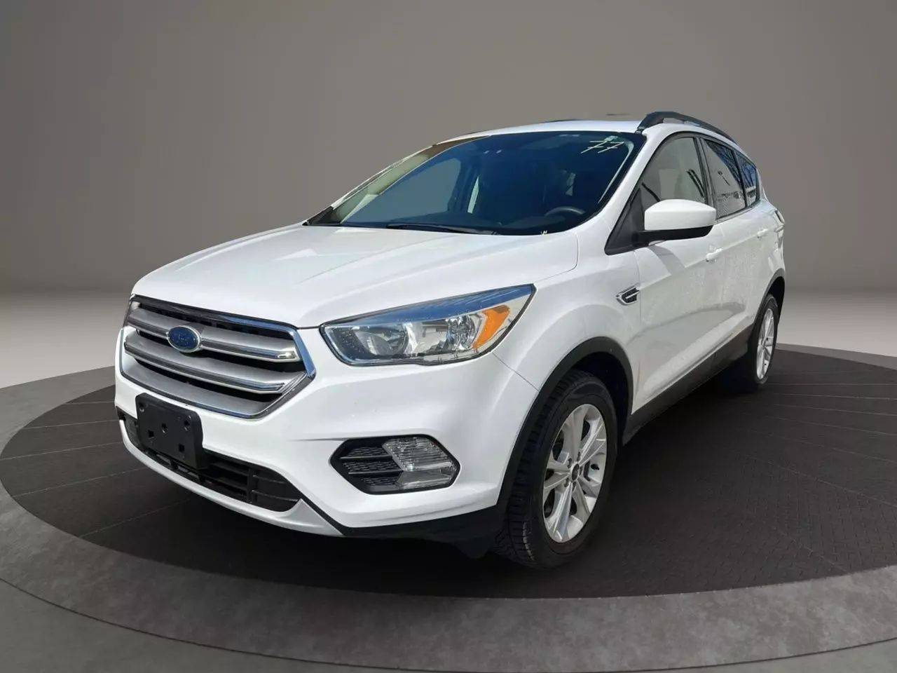 2017 Ford Escape SE — SUV — 110,245 mi — Garfield, NJ
