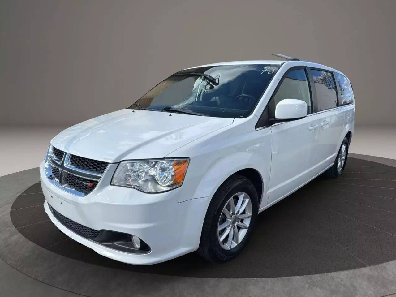 2018 Dodge Grand Caravan SXT — Minivan — 106,361 mi — Garfield, NJ