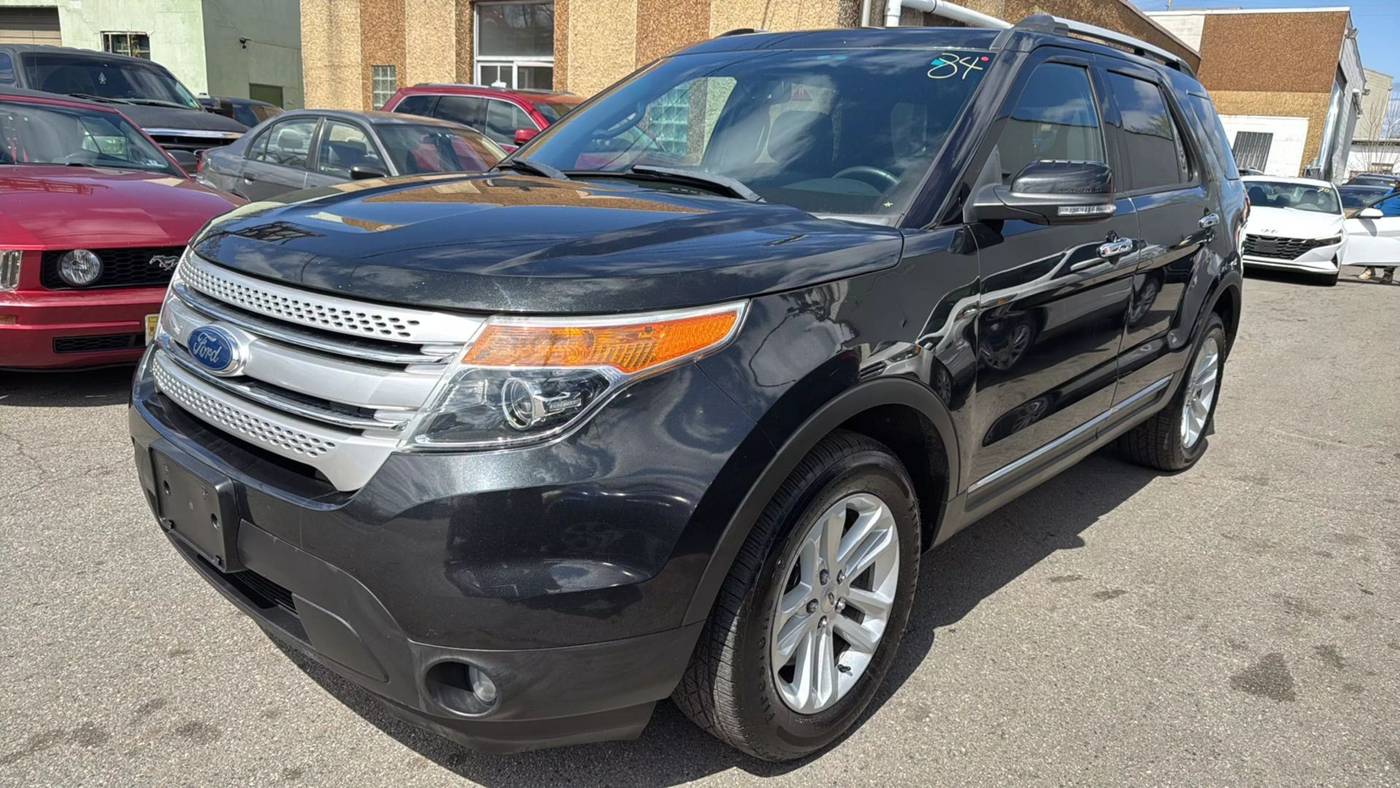 2015 Ford Explorer XLT — SUV — 102,677 mi — Garfield, NJ