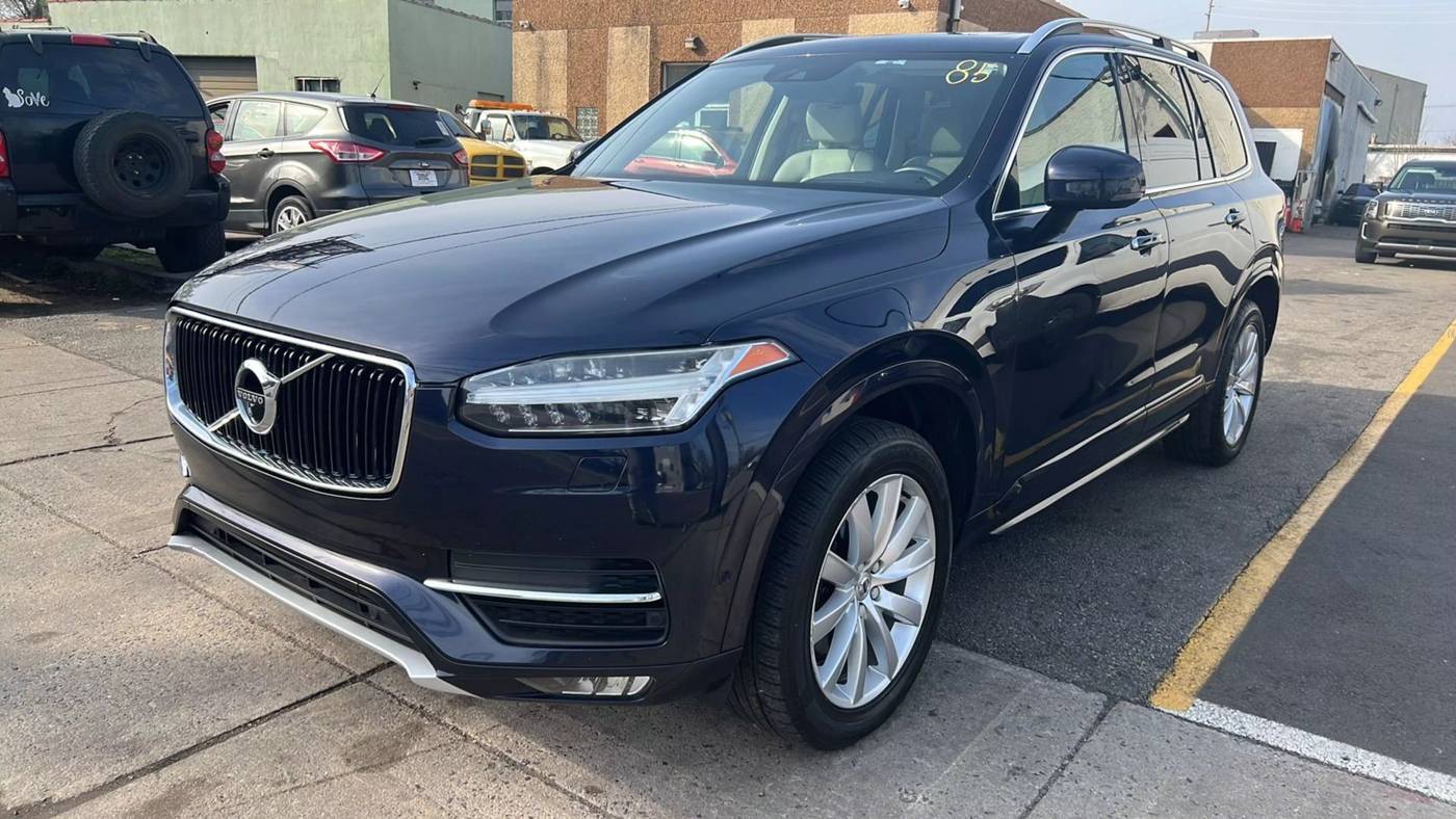 2016 Volvo XC90 T6 Momentum — SUV — 123,456 mi — Garfield, NJ