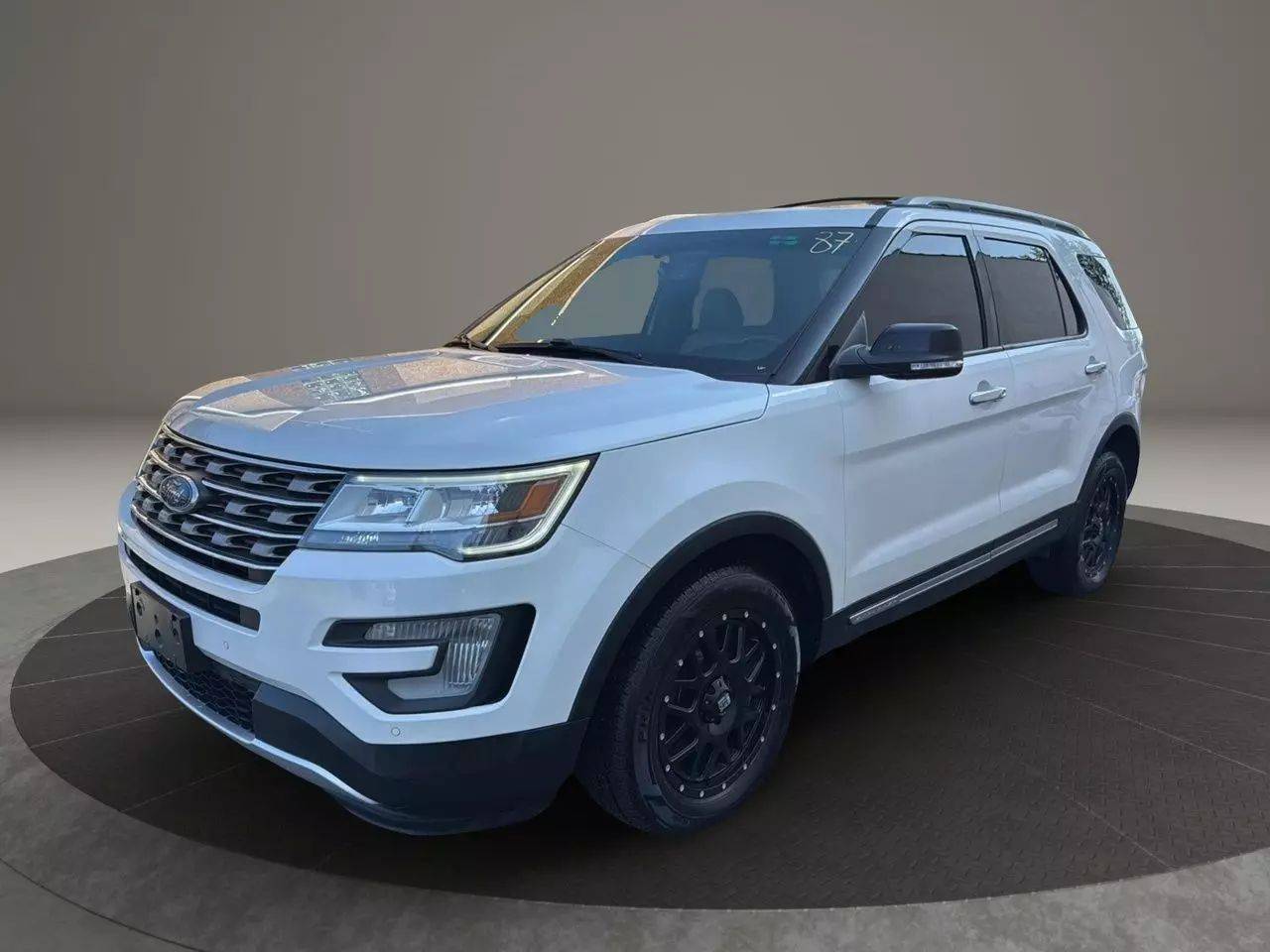 2017 Ford Explorer XLT — SUV — 123,294 mi — Garfield, NJ